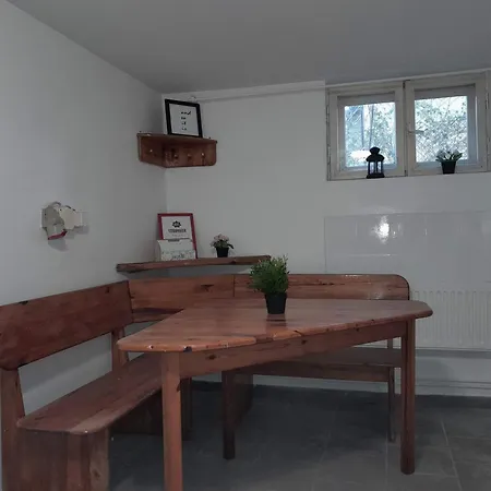 Hostel Boleslawiec Hostel Noclegi *