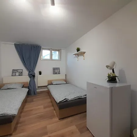 Boleslawiec Hostel Noclegi Hostel *