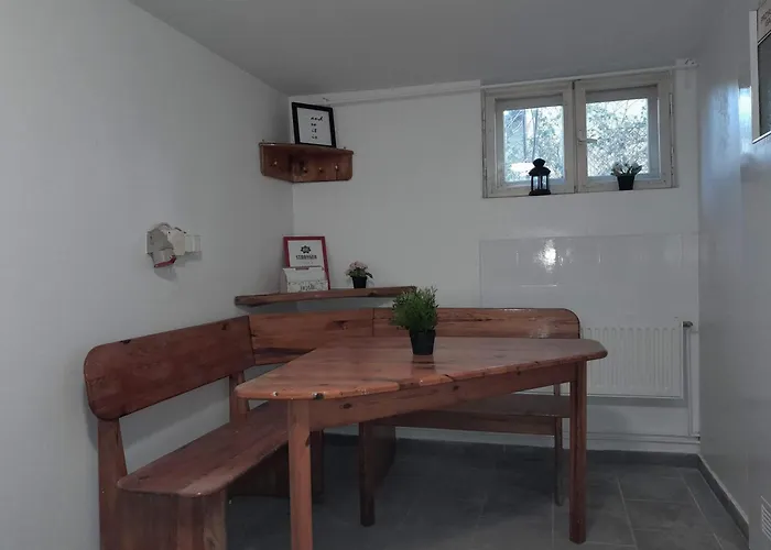 Hostel Boleslawiec Hostel Noclegi *