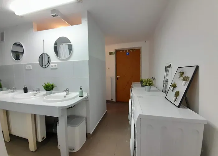 Hostel Boleslawiec Hostel Noclegi *