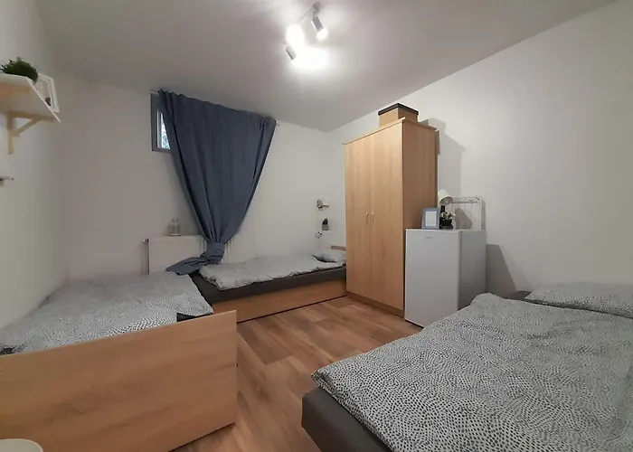 Hostel Boleslawiec Hostel Noclegi *